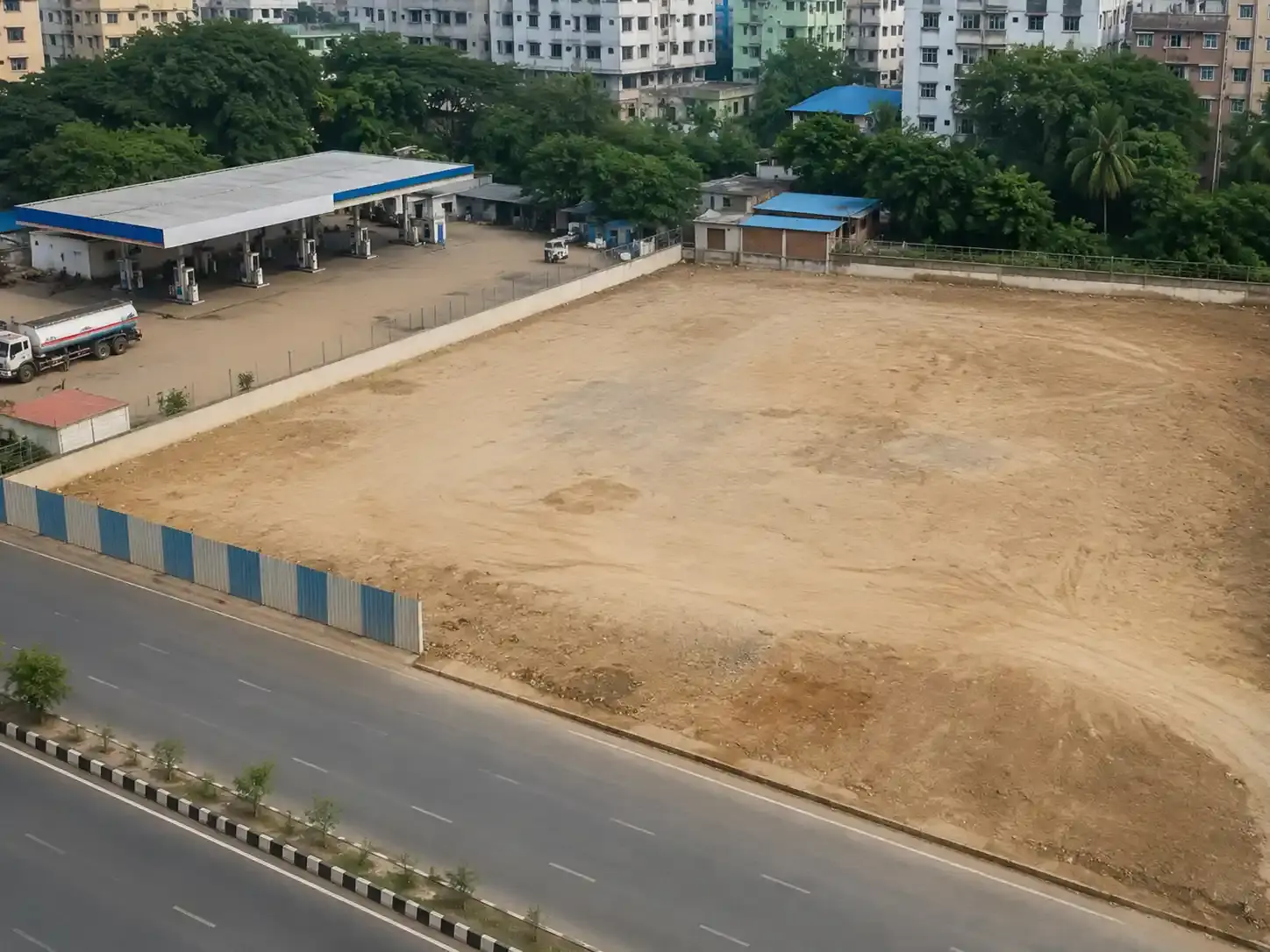 মিরপুর টেকনিক্যাল সংলগ্ন ৫২ কাঠা বাণিজ্যিক জমি (তেল পাম্পসহ) বিক্রয়